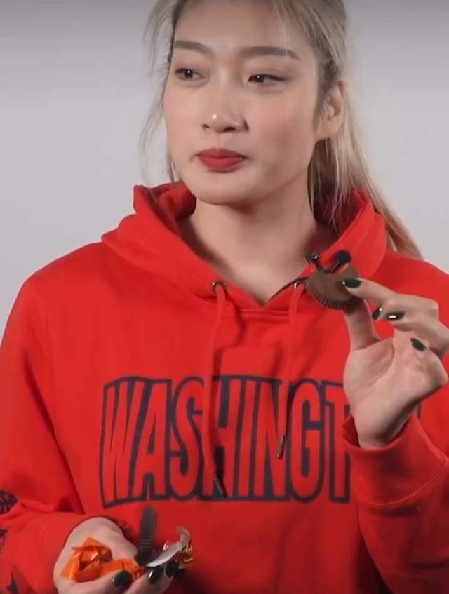 动漫人物桶动漫人物免费观看照片