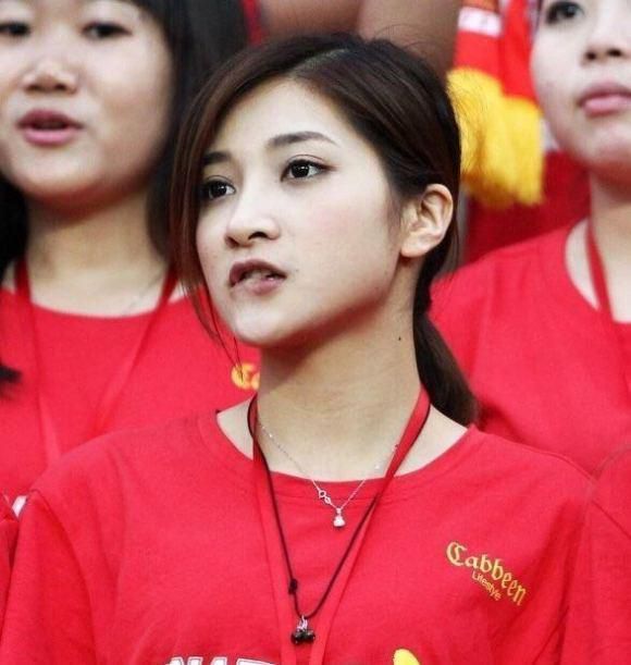 李佳佳高中生的日常小说在线阅读